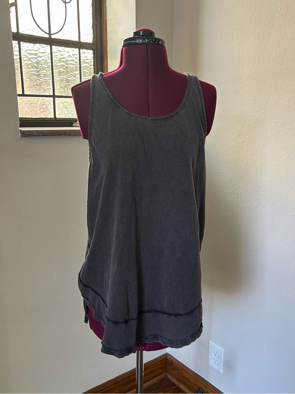·Free People· We The Free Gray Distressed Tank Top